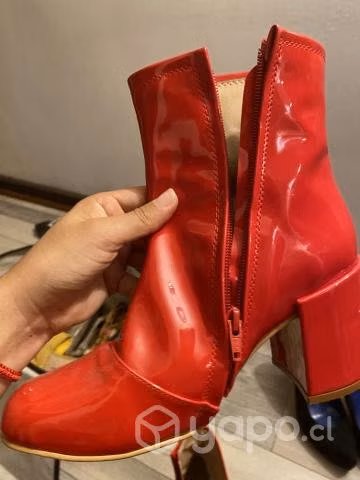 Zapato bota rojo charol
