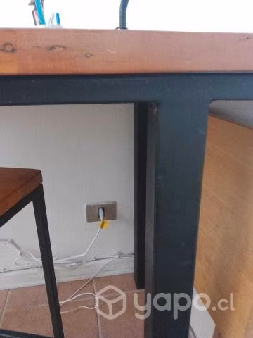 Escritorio de madera - Imagen 3