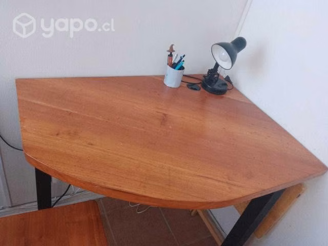Escritorio de madera - Imagen 2