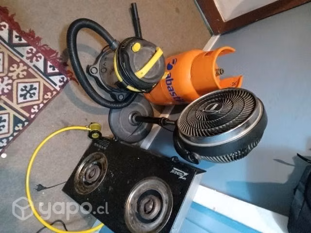 Cocinilla a gas portatil y galon de gas 11