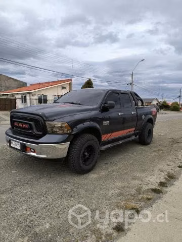Camioneta ram 1500 - Imagen 2