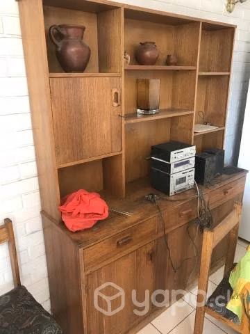 Biblioteca y mueble