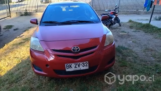 Vendo Toyota yaris