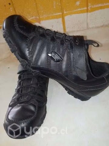 Zapatos de colegio sckechers talla 31 - Imagen 2