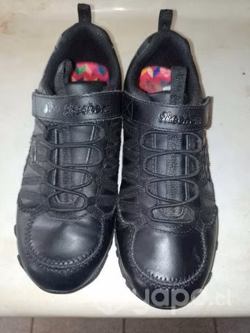 Zapatos de colegio sckechers talla 31 - Imagen 3