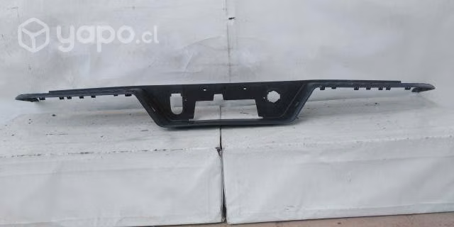 Chevrolet silverado moldura parachoque trasero (19