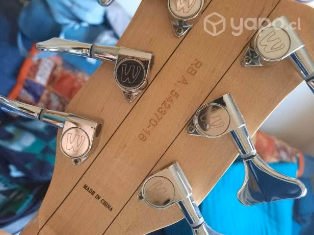 Bajo Warwick Corvette (RockBass)