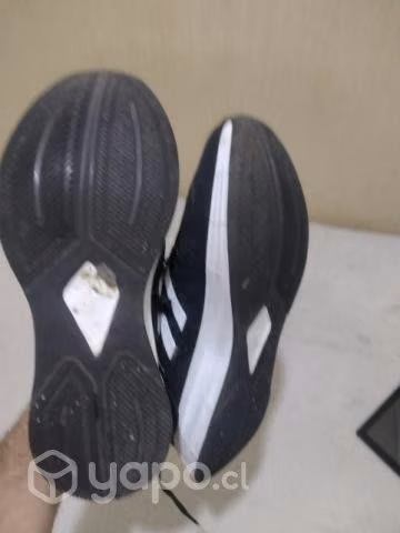 Adidas semi nuevas