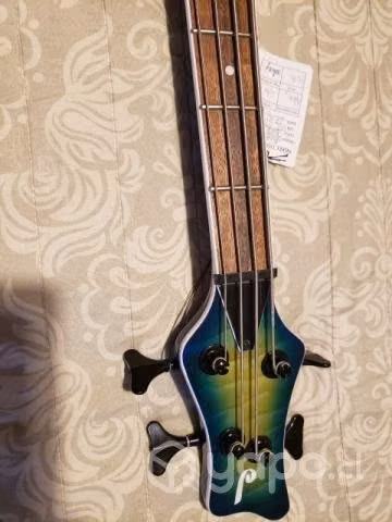 Bajo Jackson sin uso modelo Spectra SBXQ IV