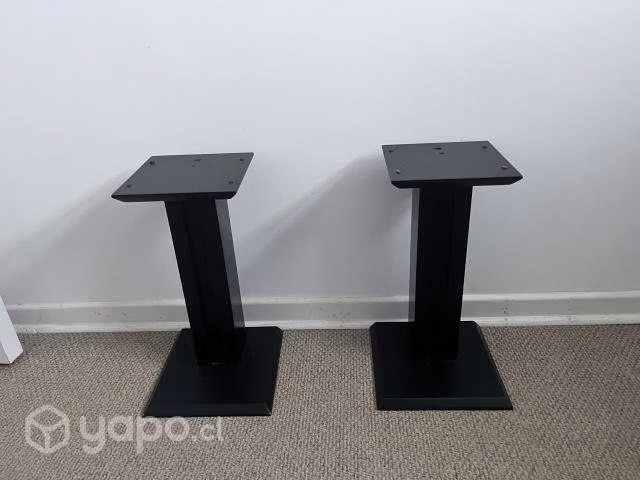 Pedestales para parlantes