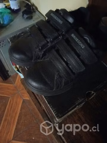 Zapato de colegio