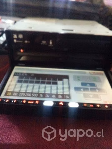 Radio clarion auto