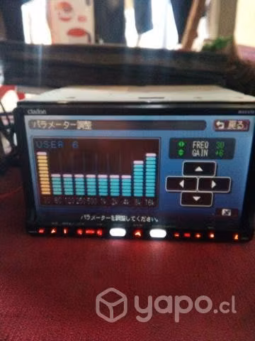 Radio clarion auto
