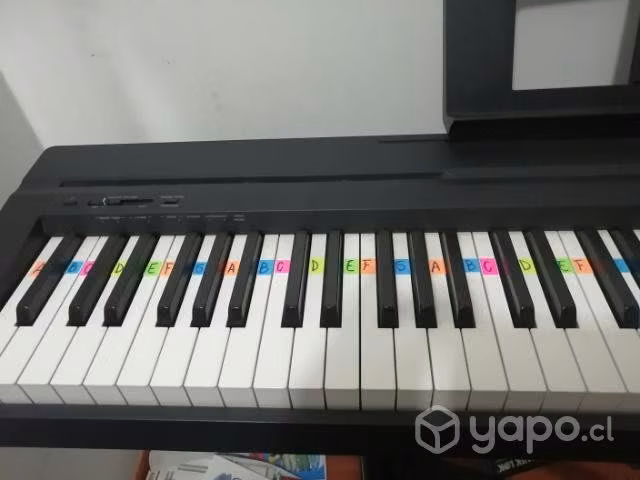 Piano Yamaha p45