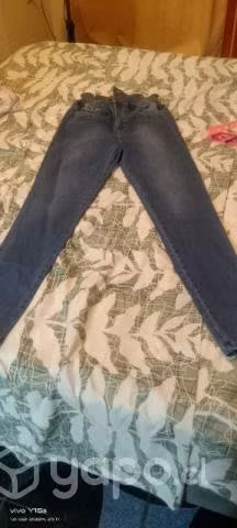 Shorts jeans y maquillaje.cafe