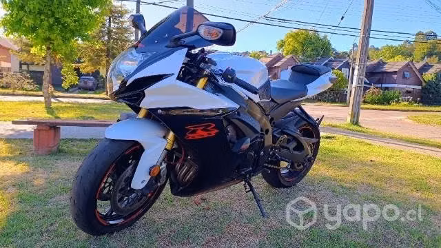 Suzuki GSXR 750