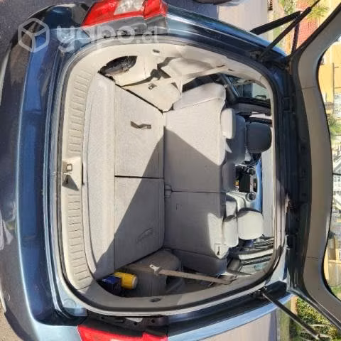 Kia carens diesel 2011