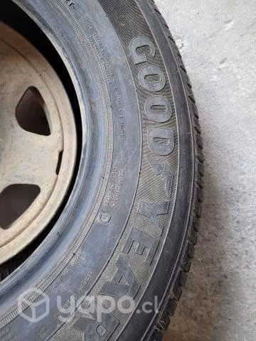 Neumatico para camiontea