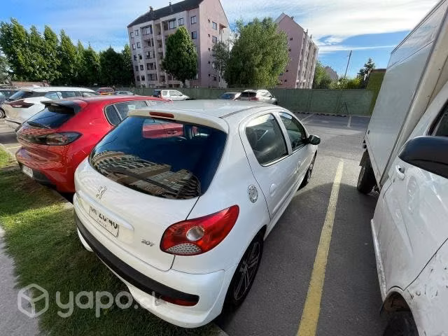 Peugeot 207 2010