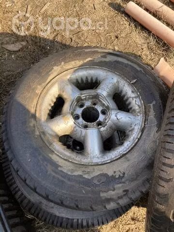 Dodge Dakota llanta