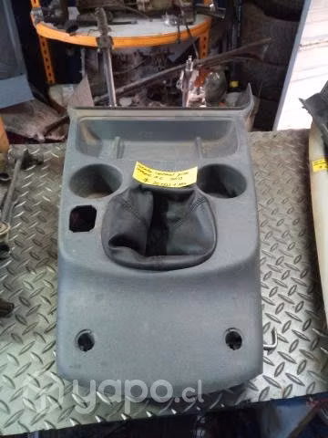 Consola central piso Ford ranger 3.2 2013