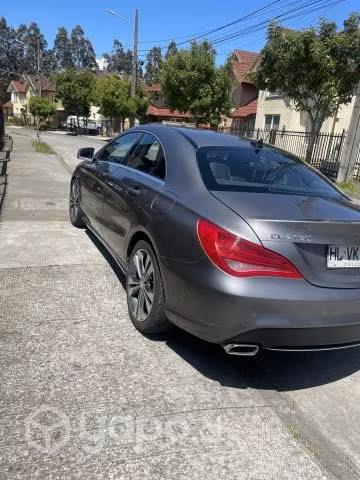 Mercedes Benz Cla 180 automático