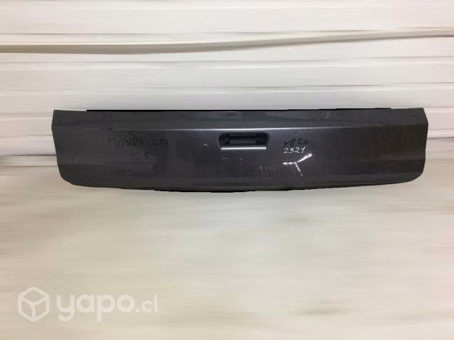 Moldura de portalon honda crv 2012-2016