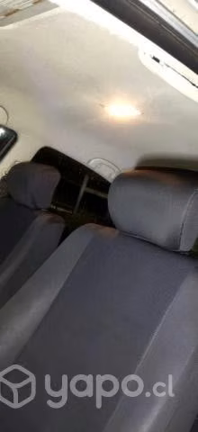 Suzuki aerio 2004