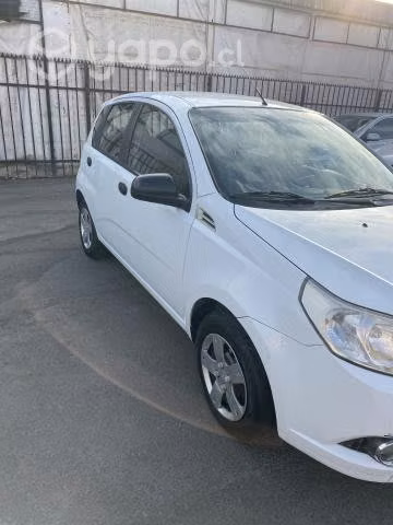 Excelente Aveo 3.200.000