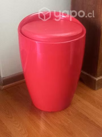 Taburete rojo