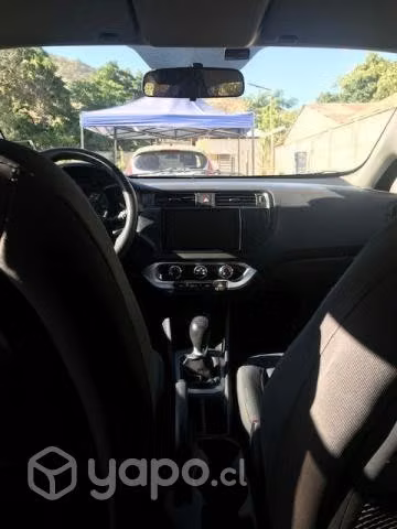 Kia motors rio - Imagen 5