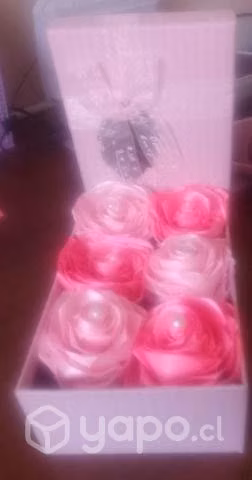 Cajas de rosas de satin
