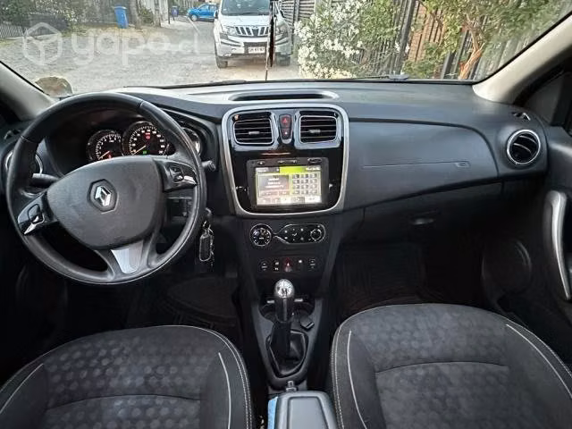 Renault symbol 2016