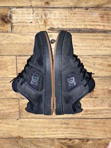 Zapatillas dc talla 4 - Imagen 3
