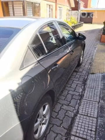 Amplio Chevrolet Cruze
