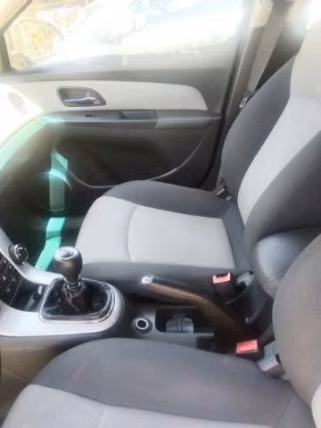 Amplio Chevrolet Cruze