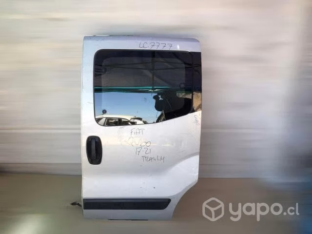 Puerta trasera lh fiat qubo 2017-2021