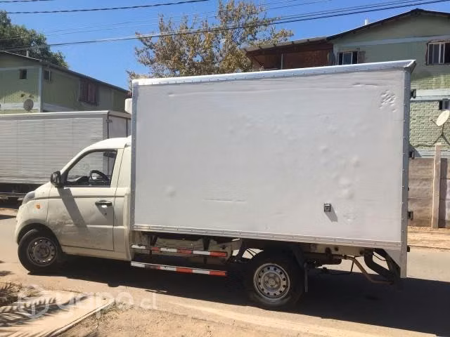 Arriendo camión ( con sistema frío )