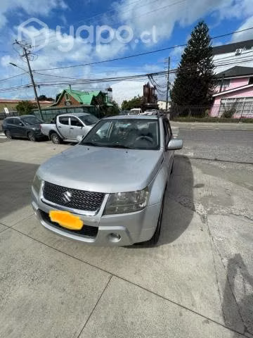 Suzuki grand nomade 2012