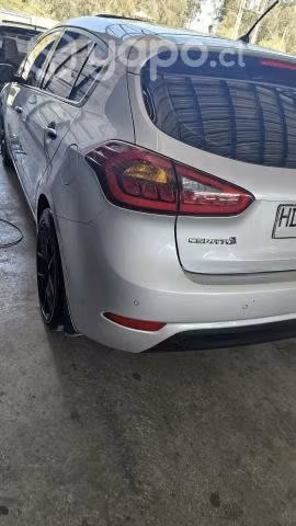 Kia cerato 5
