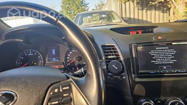 Kia cerato 5