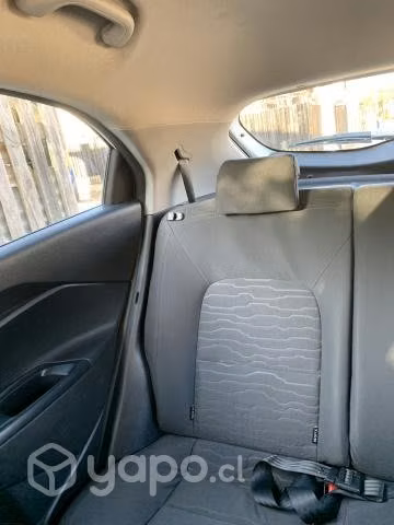 Kia rio5