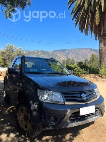 Suzuki grand vitara 2015