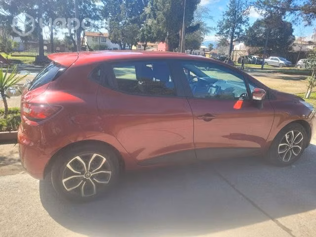 Se vende Renault Clio 2019