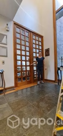 Mamparas Abatibles de madera y vidrio a medida
