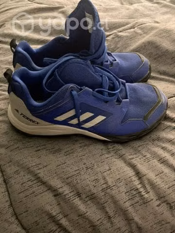 Zapatos adidas