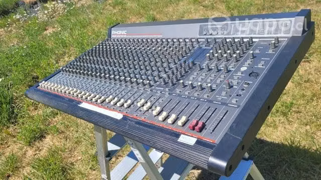 Mixer 22 canales poco uso