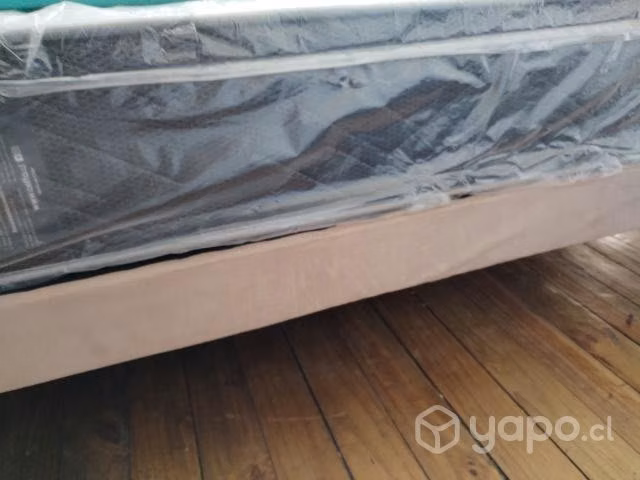 Cama de dos plazas nueva y equipo