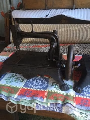 Máquinas de coser antiguas - Imagen 4