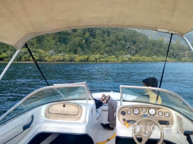 Lancha Searay 180